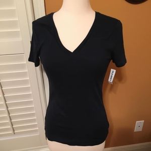 black v neck tee